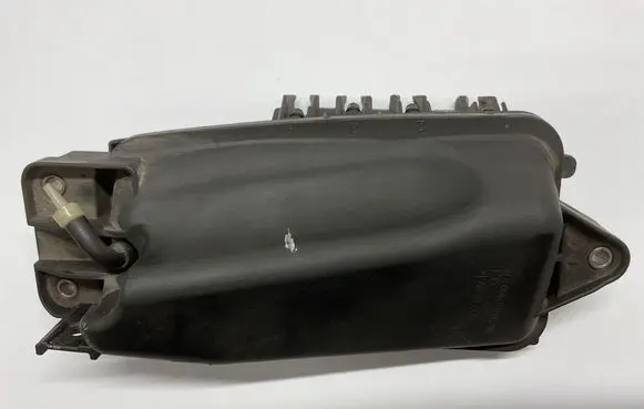 Mercedes-Benz E W212 Vacuum air tank A6510700468 ETX446446