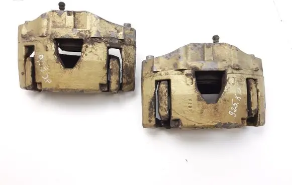Volvo XC90 Front brake caliper 30657307 30657303