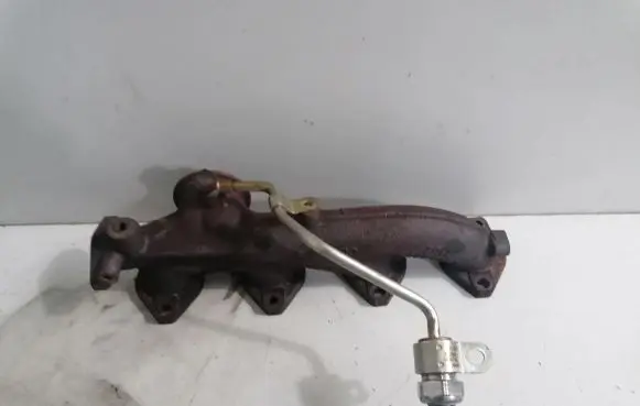 BMW 4 F32 F33 Exhaust manifold 8519888