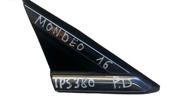 Ford Mondeo MK V Fender end trim DS73F16004