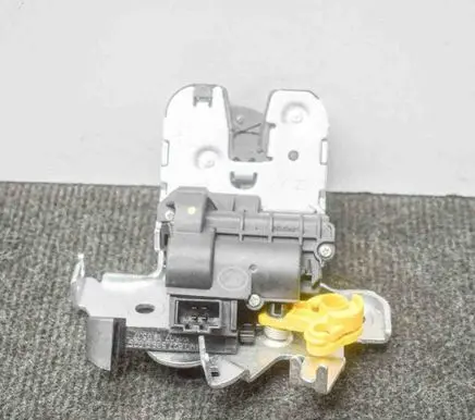 Audi A5 Tailgate/trunk/boot lock/catch/latch 4M0827506D