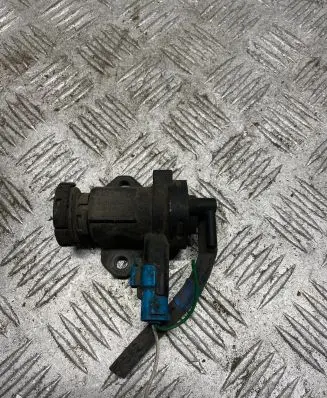 Citroen Xsara Picasso Turbo solenoid valve 9635704380