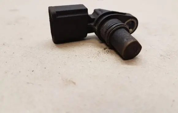 Audi A6 Allroad C5 Camshaft position sensor 06E905163