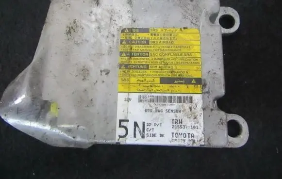 Toyota Auris 150 Airbag control unit/module 215537101 215537-101
