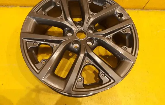 Rover Land Rover R21 alloy rim 