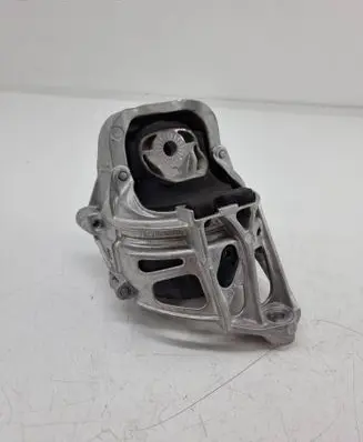 Porsche Cayenne (9Y0 9Y3) Engine mount bracket 4m0199372gs