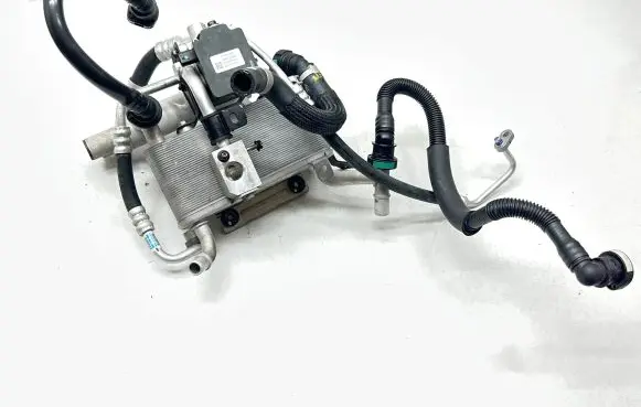 KIA Niro Air conditioning (A/C) air dryer 97725CV000 V927210452 EBVW392M001