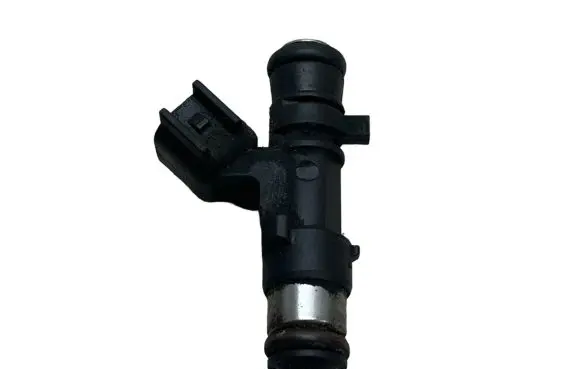 Volvo V70 Fuel injectors set 30757534