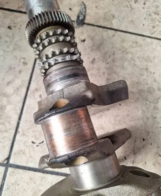 BMW M3 e92 Crankshaft 228H146001 10021800047