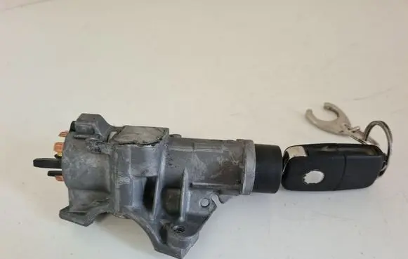 Skoda Fabia Mk1 (6Y) Ignition lock 4B0905851C