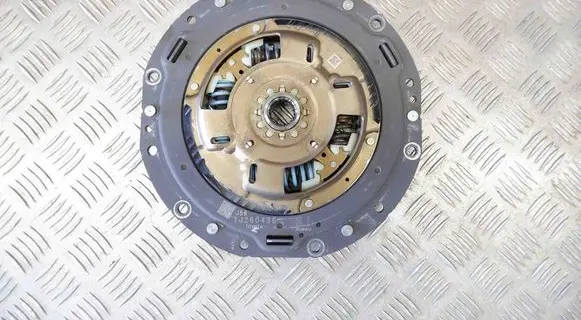 Toyota Yaris XP210 Clutch pressure plate 31270K0013 31270K0012
