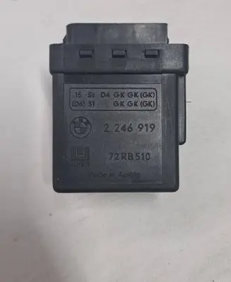 BMW 5 E39 Glow plug pre-heat relay 2246919