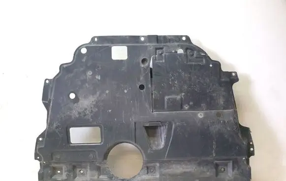Toyota Avensis T270 Engine splash shield/under tray 5141002170