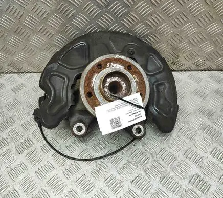 Mercedes-Benz Vito Viano W447 Front wheel hub A4473300720