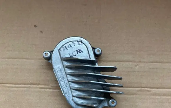 BMW M4 F82 F83 Light module LCM 90110331 2B02472