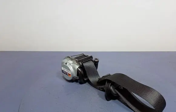 BMW X5 G05 Front seatbelt 7497592