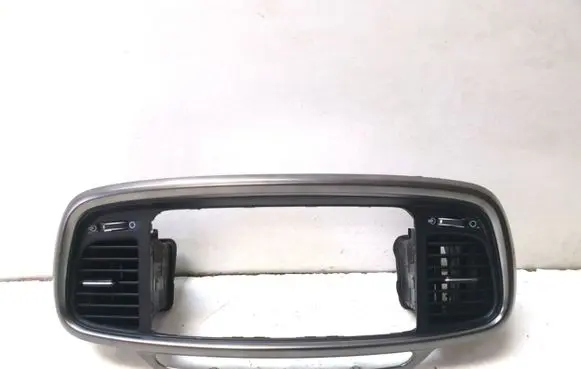 KIA Sorento Dash center air vent grill 97420C5000