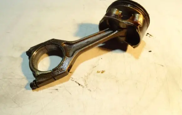 BMW 3 E46 Piston with connecting rod 7504422 7504
