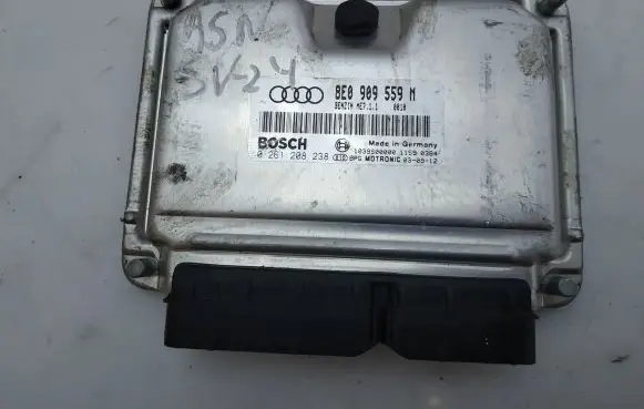Audi A4 S4 B6 8E 8H Engine control unit/module 8E0909559M 0261208238