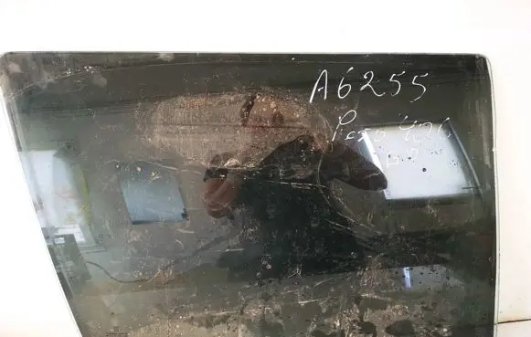 Peugeot 406 Rear door window glass