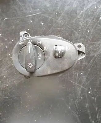 Ford Focus Light switch 98AG13A024CH