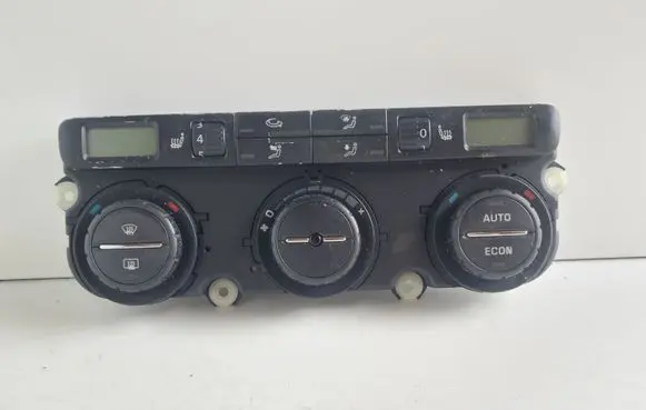 Skoda Octavia Mk2 (1Z) Climate control unit