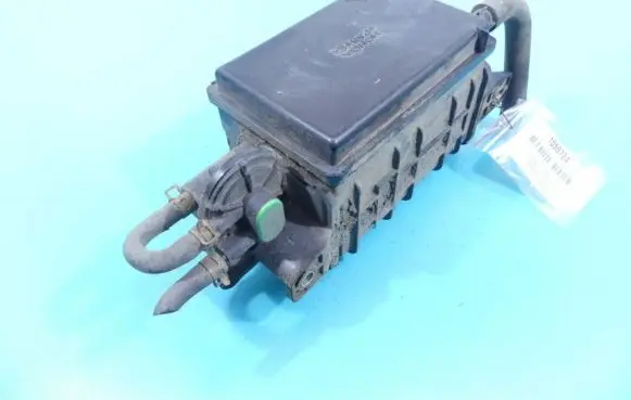 Active carbon filter fuel vapour canister