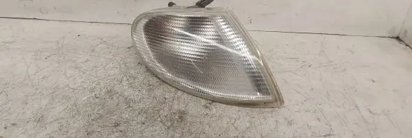 Volkswagen Sharan Front indicator light 185133B