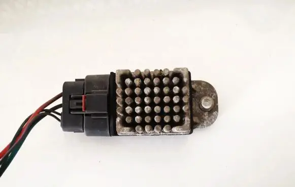 Chrysler Pacifica Heater blower motor/fan resistor p04868332ae