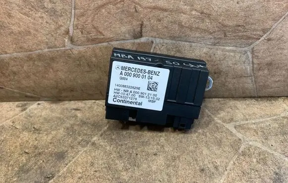 Mercedes-Benz SLK R172 Fuel injection pump control unit/module A0009000104