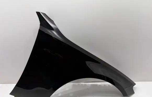 Mercedes-Benz E W214 Fender 