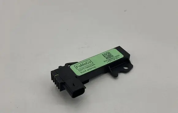 Ford Kuga III Aerial antenna amplifier DS7T15603EA A3C0688010000