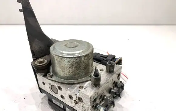 Nissan Juke I F15 ABS Pump TD8405