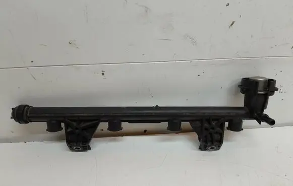 Renault Scenic III - Grand scenic III Fuel main line pipe 1029875S02 175200037R