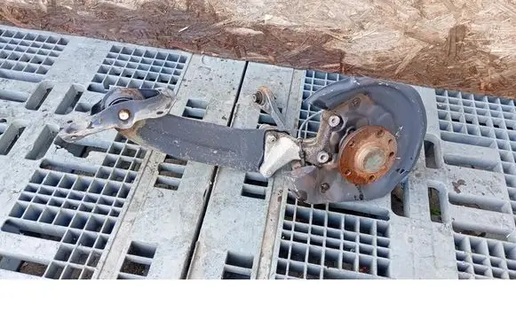 Volkswagen PASSAT B6 Rear control arm 3C0505225A