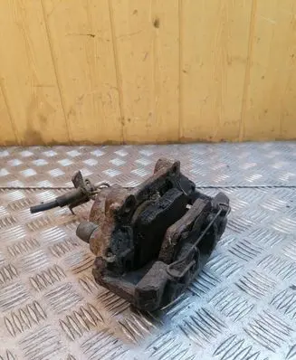 Skoda Superb B5 (3U) Front brake caliper