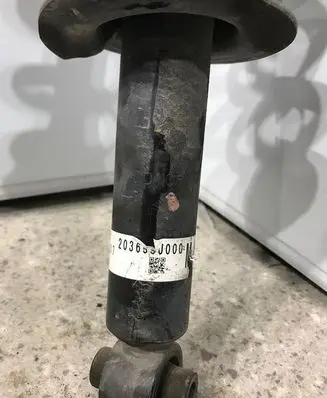 Subaru Forester SK Rear shock absorber with coil spring 20365SJ000 20365SJ001