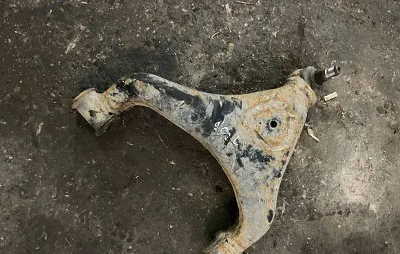 Mercedes-Benz Sprinter W901 W902 W903 W904 Front lower control arm/wishbone