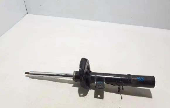 Volvo XC40 Front shock absorber/damper 32246640