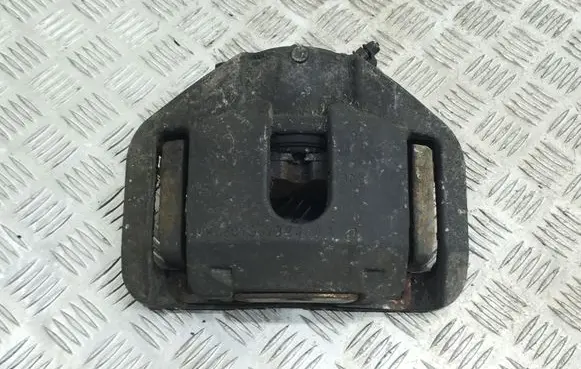 BMW 7 E65 E66 Front brake caliper 60130324