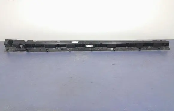 BMW X7 G07 Front sill (body part) 7425470