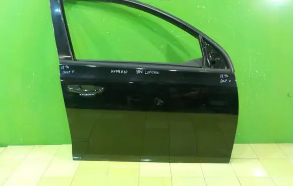 Volkswagen Golf VI Front door PRZOD PRAWE