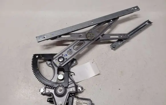 Hyundai i20 (PB PBT) Front door window regulator with motor 988201J100 2621004670
