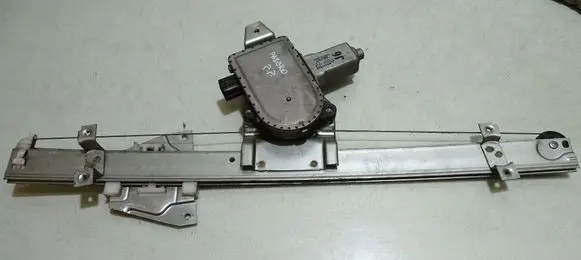 Mitsubishi Pajero Front door window regulator with motor MR4368600620200620
