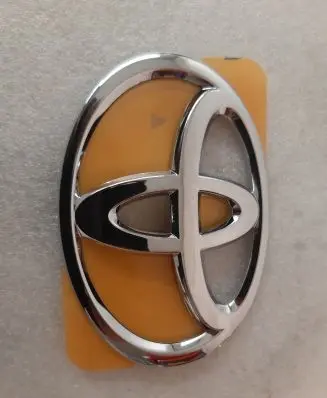 Toyota Yaris Manufacturer badge logo/emblem 9097502071
