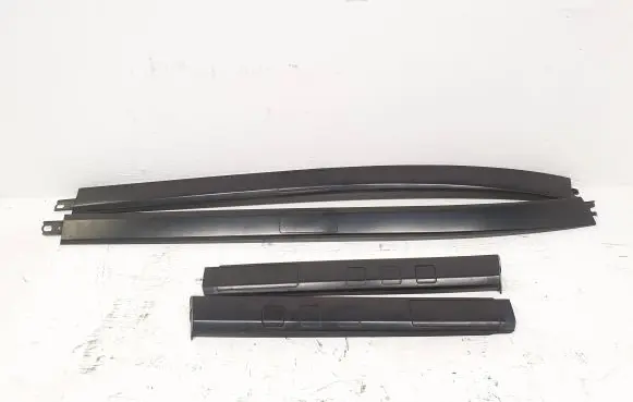 Roof trim bar molding cover