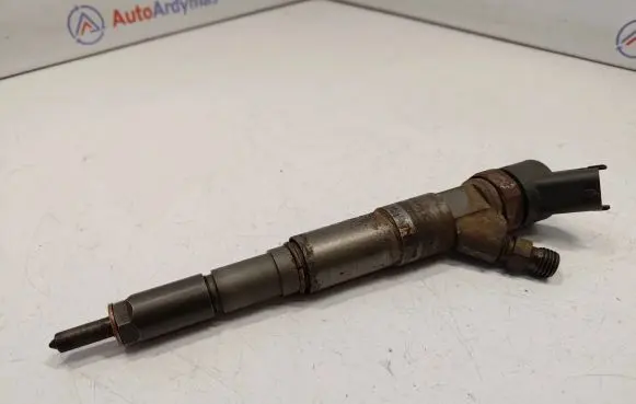 BMW 7 E38 Fuel injector 2354000 13532354000 13537785438