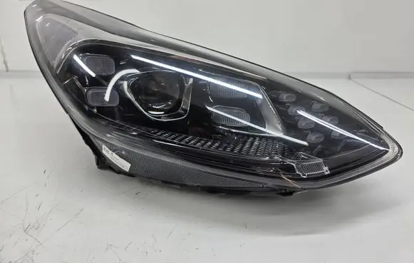 KIA Sportage Headlight/headlamp 92102F1510
