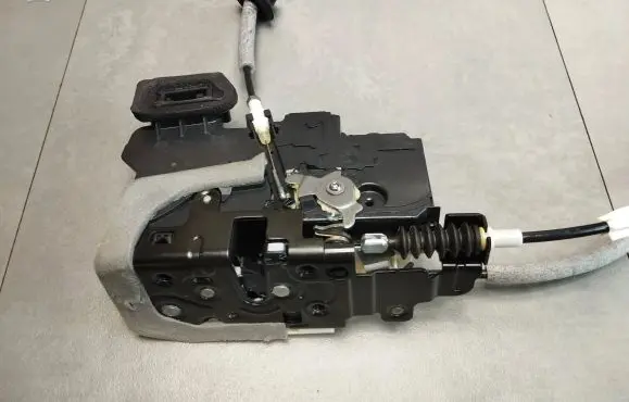 Audi A8 S8 D5 Rear door lock 4N0839015D