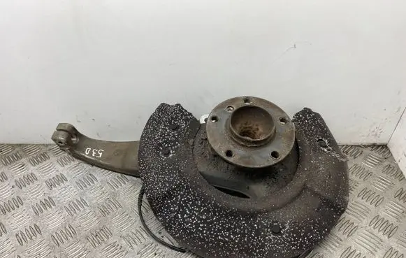 BMW 5 F10 F11 Front wheel hub